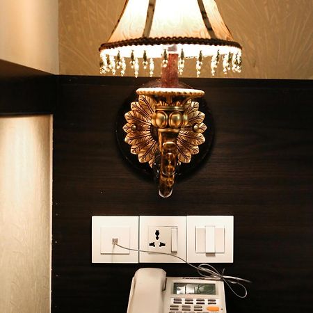 K Garden Hotel Parit Buntar Pokoj fotografie