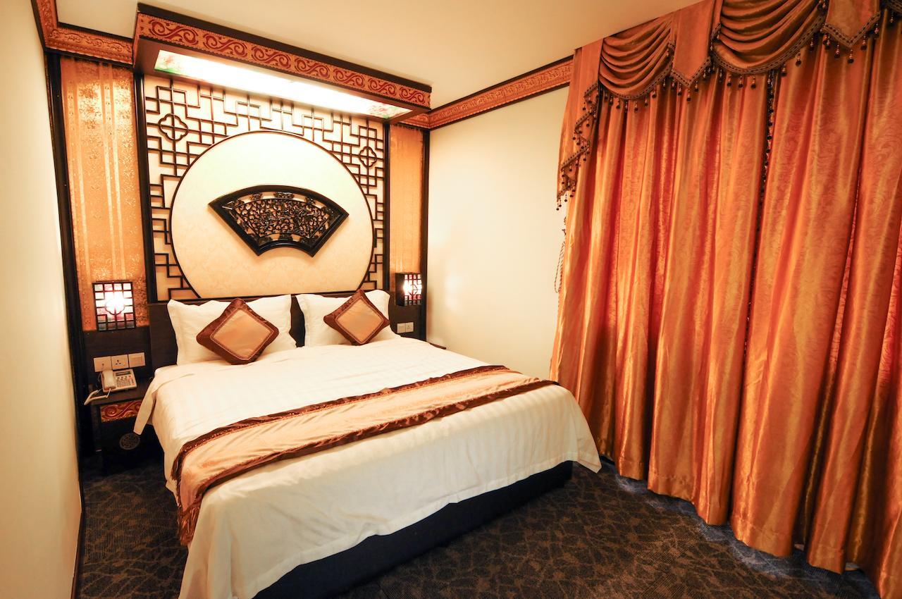 K Garden Hotel Parit Buntar Pokoj fotografie