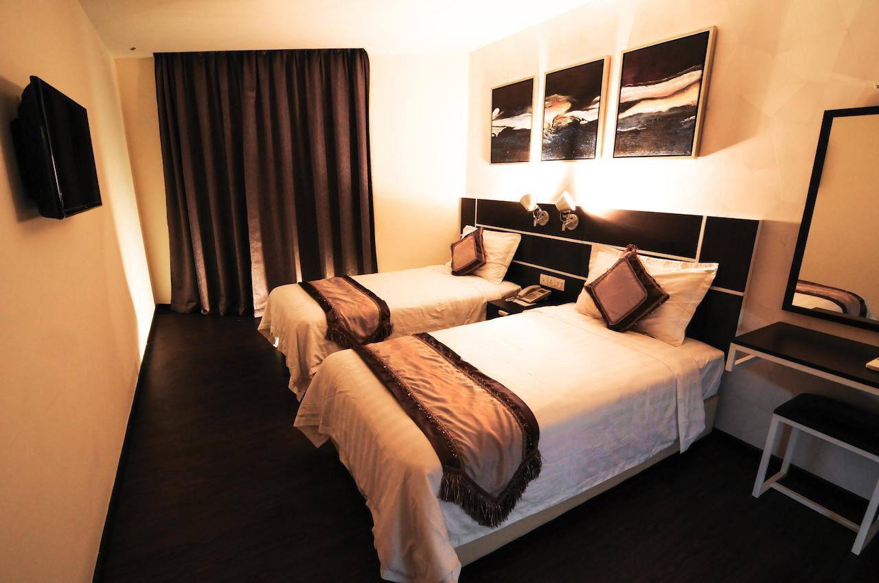 K Garden Hotel Parit Buntar Pokoj fotografie