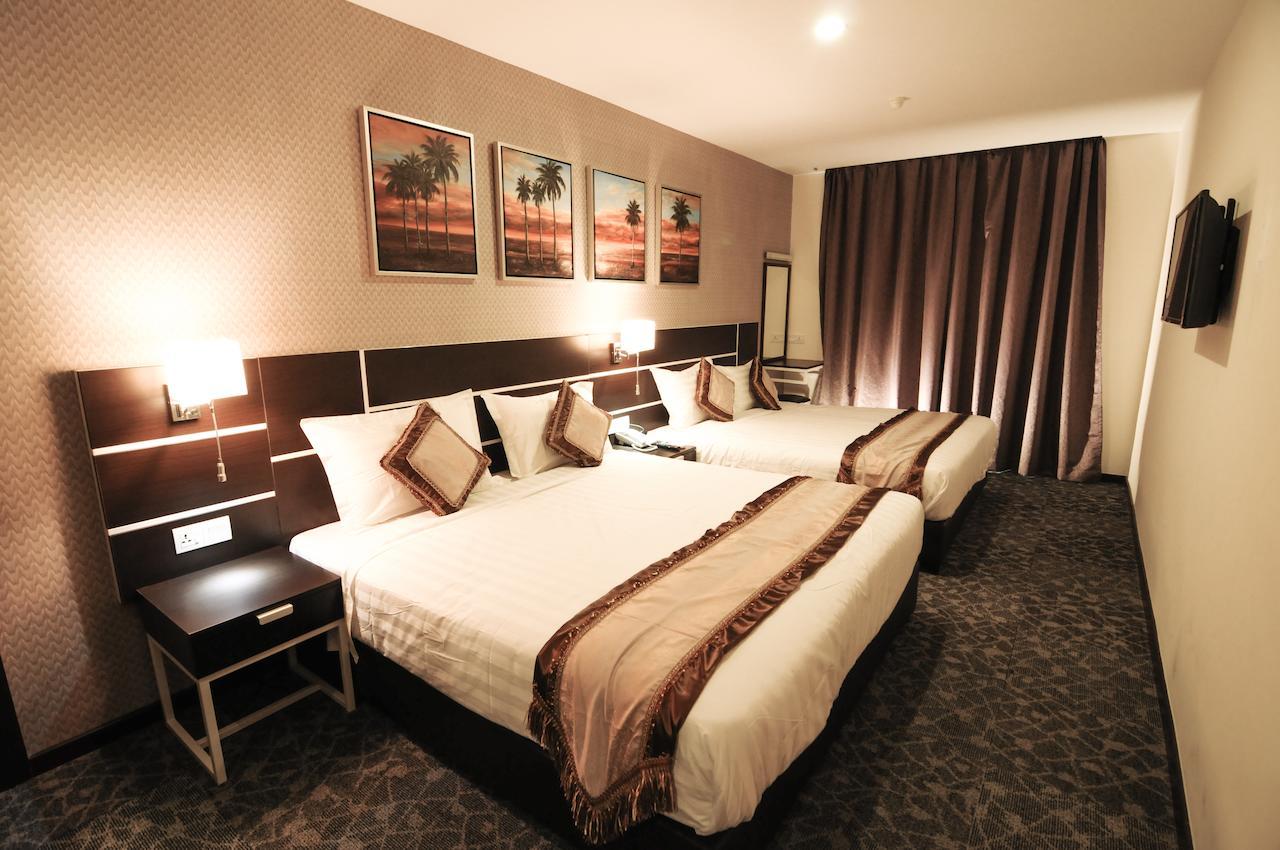 K Garden Hotel Parit Buntar Pokoj fotografie