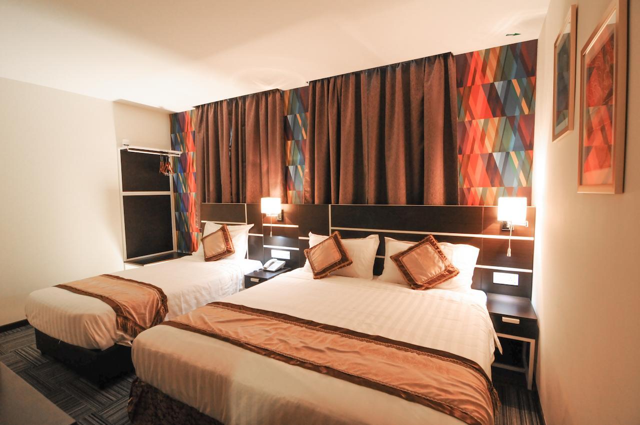 K Garden Hotel Parit Buntar Pokoj fotografie